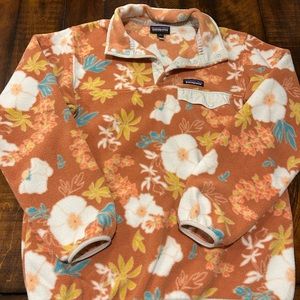 Medium Patagonia floral Design fleece with Pocket